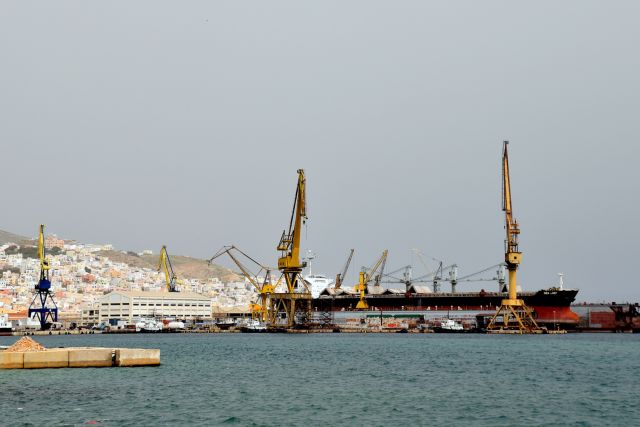 Κοντά στη συμφωνία για τα ναυπηγεία Νεωρίου Σύρου