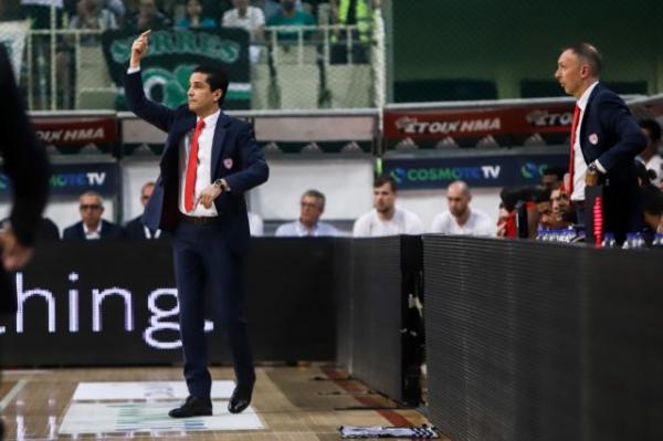 Σφαιρόπουλος: «Να δούμε μαζί με τη διοίκηση το μέλλον»