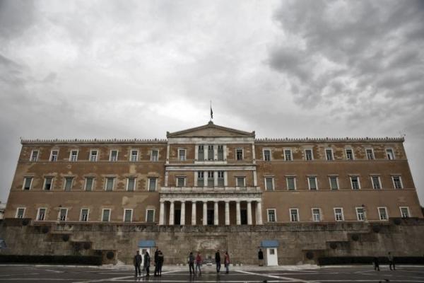 EWG: Εποπτεία τέσσερις φορές το χρόνο και μετά τα μνημόνια