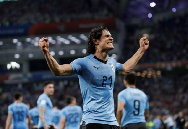 Στους «8» η Ουρουγουάη, 2-1 την Πορτογαλία με Καβάνι