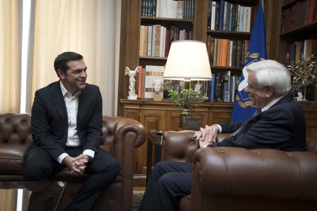 Στον Πρόεδρο της Δημοκρατίας ο Τσίπρας