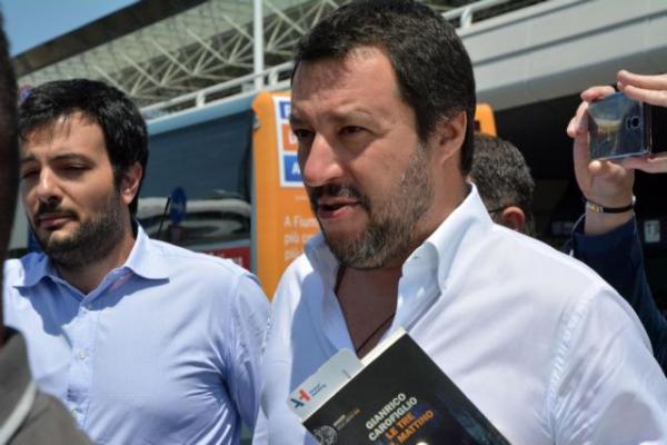 Σαλβίνι: Μακάρι να μπορούσα να περικόψω το ποσό για την υποδοχή προσφύγων