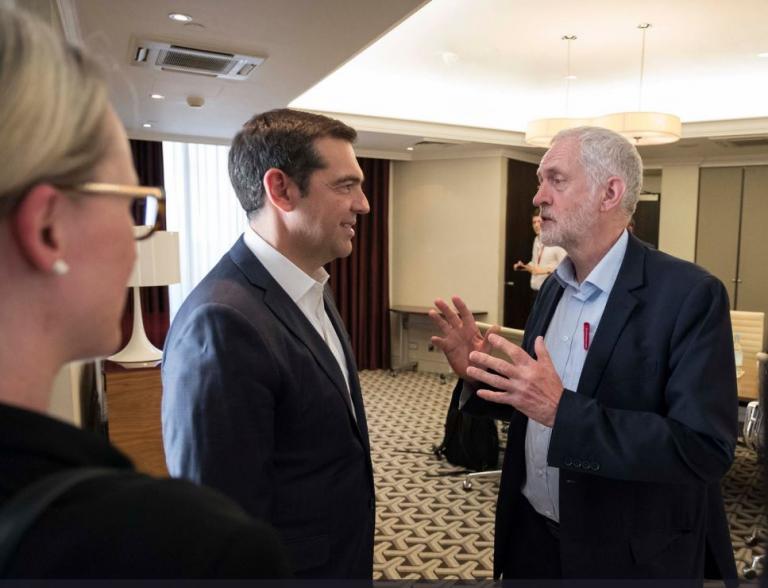 Για τη συνεργασία των αριστερών δυνάμεων στην ΕΕ συζήτησαν Τσίπρας-Κόρμπιν