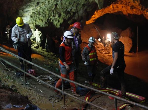 Ταϊλάνδη: Συνεχίζονται οι έρευνες για τον εντοπισμό 12 παιδιών σε σπηλιά