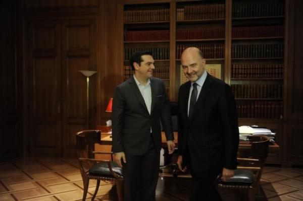 Μοσκοβισί: Ανταλλάσσουμε με τον Τσίπρα μηνύματα κάθε εβδομάδα