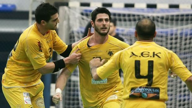 Ο Αλβανός επέστρεψε στην ΑΕΚ για να κλείσει την καριέρα του