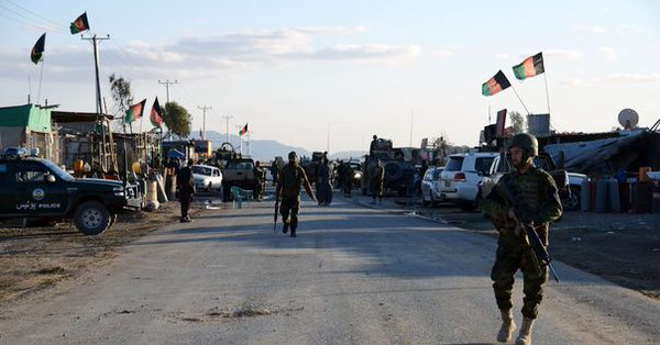 Αφγανιστάν: Αιματηρή έκρηξη με τουλάχιστον δέκα νεκρούς