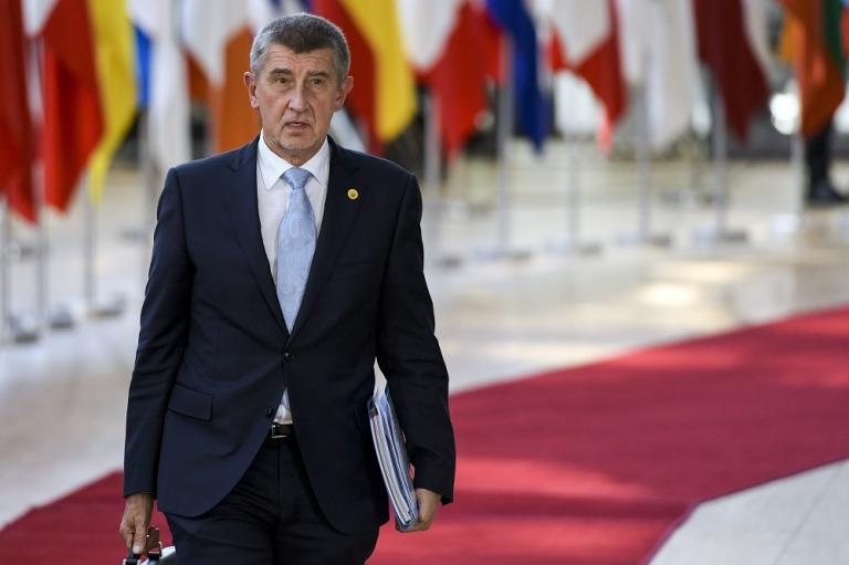 Πρωθυπουργός Τσεχίας: Να σταματήσουμε να μιλάμε για ποσοστώσεις μεταναστών