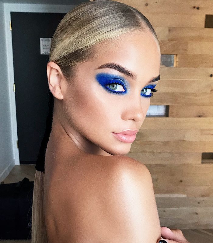 Μάτια μπλε… η τάση του καλοκαιριού