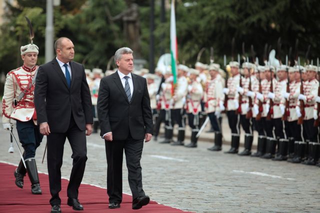 Η Βουλγαρία αποδέχεται υπό όρους τη συμφωνία ΠΓΔΜ και Ελλάδας