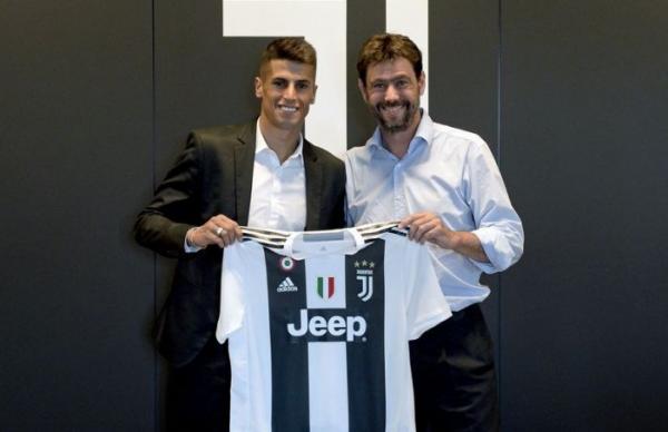 Στη Γιουβέντους ο Ζοάο Κανσέλο