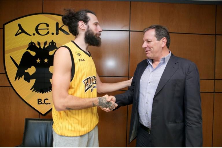 Επισήμως παίκτης της ΑΕΚ ο Χάρης Γιαννόπουλος
