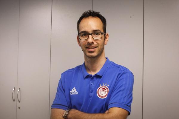 Νέος διατροφολόγος στον Ολυμπιακό ο δρ. Ερνάνι Γκόμες