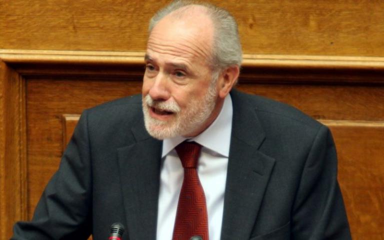 Ταραχή στη Βουλή από το πρωτοσέλιδο των «Νέων»