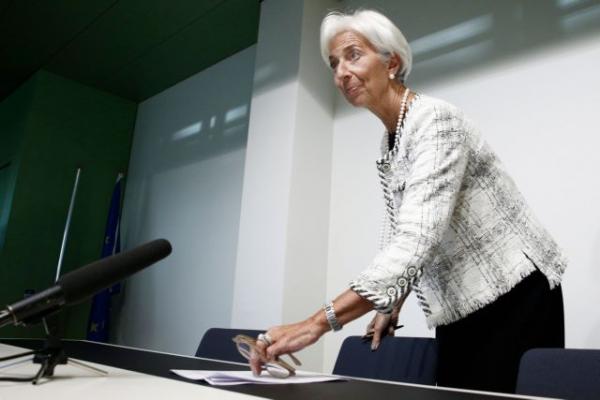 Το ΔΝΤ περνάει από «κόσκινο» την ελληνική οικονομία