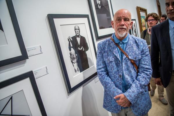 O Mάλκοβιτς θα υποδυθεί τον Γουάινσταϊν στο θέατρο