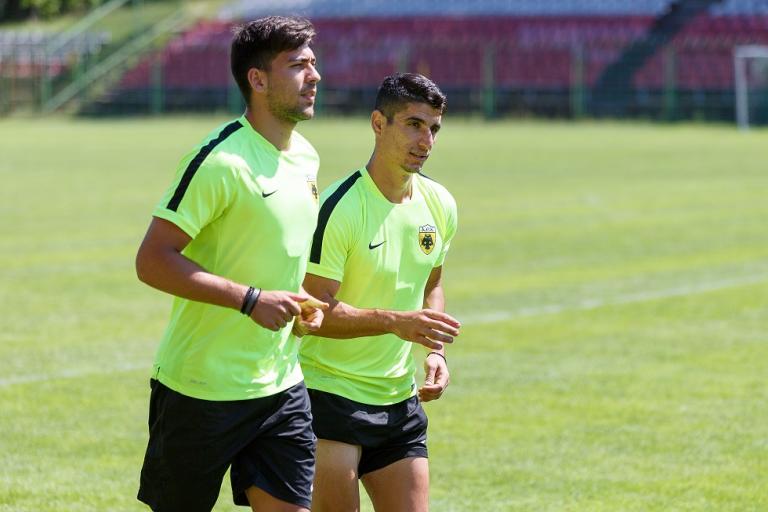 Στη Μύκονο οι Μάνταλος, Μπακάκης και Μπακασέτας [Εικόνες]