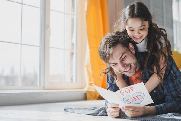 Γιορτή του Πατέρα: Γιορτάζοντας τη σχέση πατέρα-παιδιού