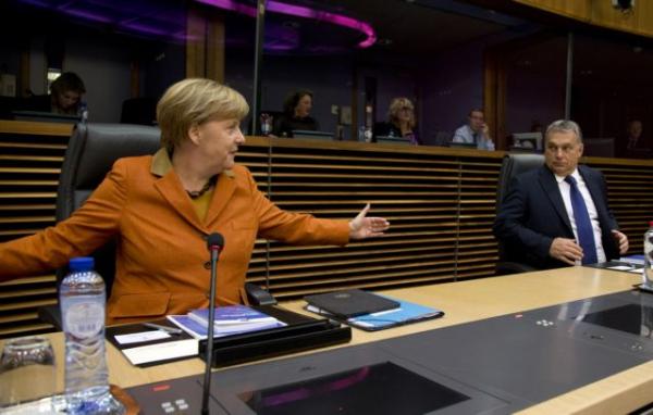 Η Ουγγαρία διαψεύδει τα περί συμφωνίας με Μέρκελ για το προσφυγικό