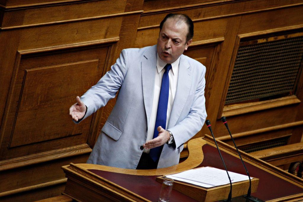 Τελικά τι είναι αποστασία για την κυβέρνηση;