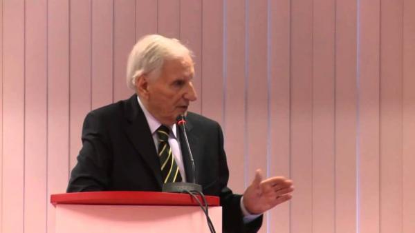 Πέθανε ο ομότιτος καθηγητής Φαρμακευτικής Νικόλαος Χούλης