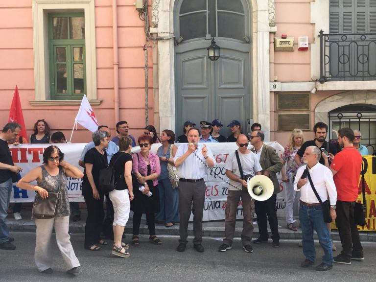 Λαφαζάνης: Ματαιώσαμε τρεις άδικους πλειστηριασμούς πρώτης κατοικίας [Εικόνες]