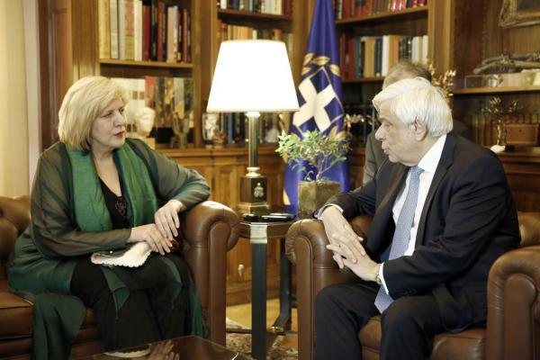 Παυλόπουλος: Καθήκον της ΕΕ ο σεβασμός των δικαιωμάτων των προσφύγων