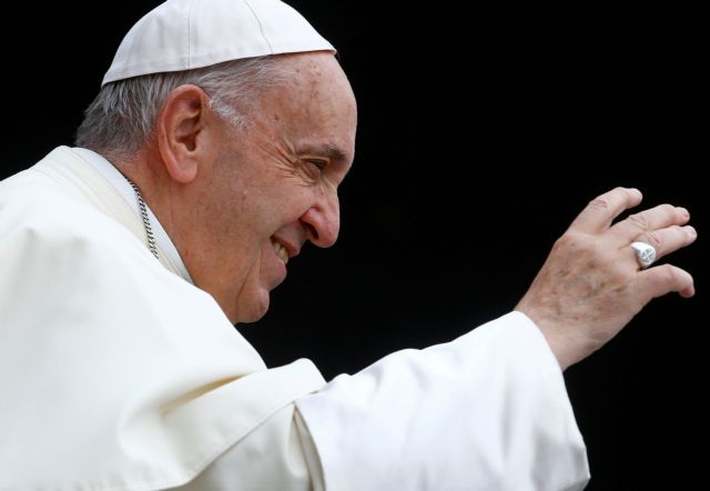 Tην στροφή του κόσμου προς τα καθαρά καύσιμα ζήτησε ο Πάπας Φραγκίσκος