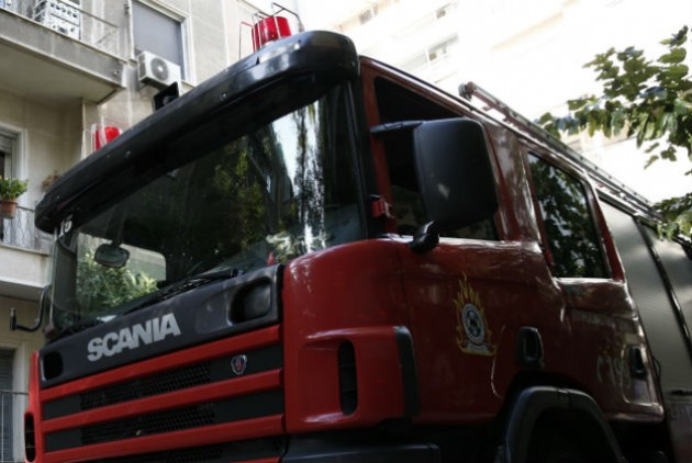 Σε εξέλιξη πυρκαγιά σε διαμέρισμα στο Χαλάνδρι