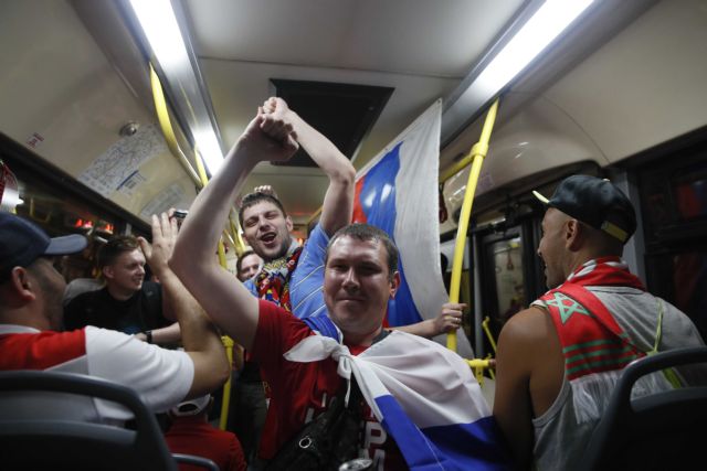 «Γιορτή» σε όλη τη Ρωσία μετά το 3-1 επί της Αιγύπτου