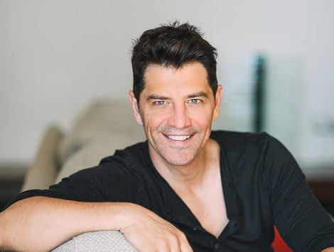 Σκληρή απάντηση Ρουβά για τη δέσμευση των λογαριασμών του