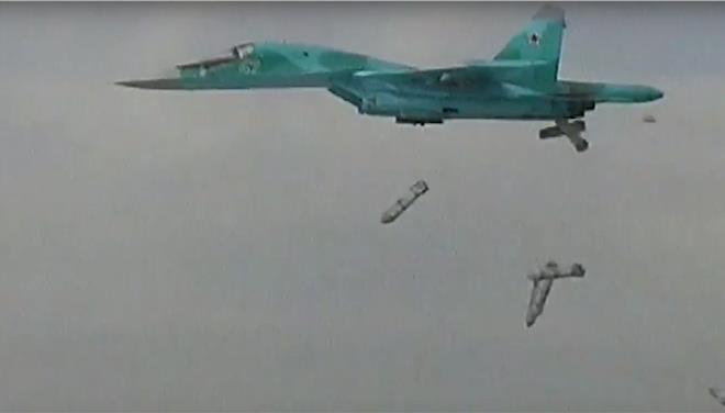 Ρωσικές αεροπορικές επιδρομές στη Συρία