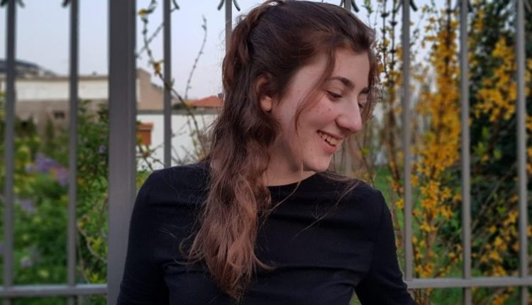 Ηράκλειο: Το τελευταίο αντίο στην 16χρονη Χριστίνα που έχασε τη ζωή της ξαφνικά