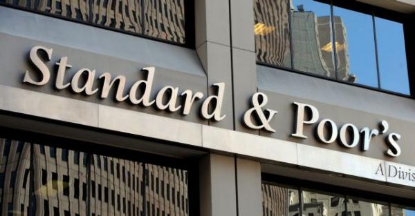 Η S&P αναβάθμισε την Ελλάδα σε «B+» από «B»