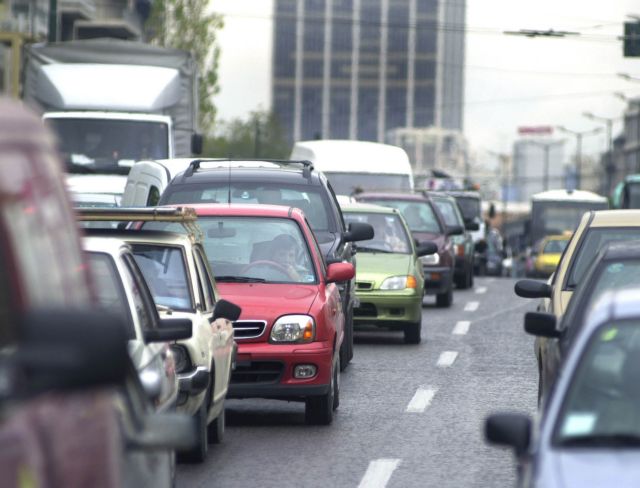 Προβλήματα στις μετακινήσεις από τις στάσεις εργασίας στα ΜΜΜ