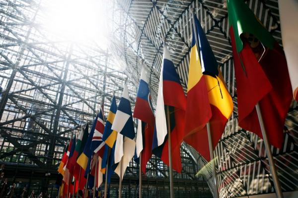 Στον αέρα η Σύνοδος για το προσφυγικό – Βέτο από την Ιταλία