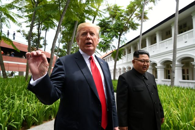 Ο Τραμπ, ο Κιμ, το «θηρίο» και οι… χειρονομίες [Εικόνες]