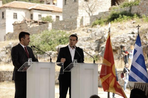 «Εμείς Μακεδόνες, εσείς Ελληνες»