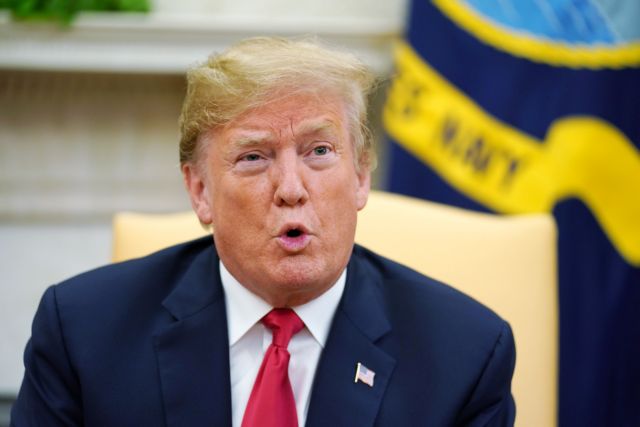 «Κόκκινο» στο νομοσχέδιο Τραμπ για τη μετανάστευση