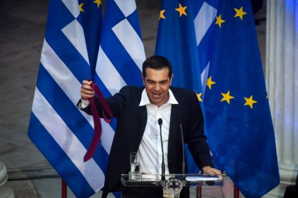 Οι προετοιμασίες Τσίπρα για τη γραβάτα και η… βοήθεια Τζανακόπουλου
