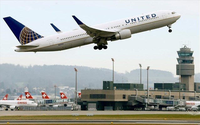 Πτήση προς Σικάγο άλλαξε πορεία για λόγους ασφαλείας