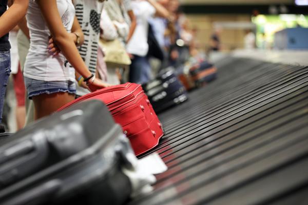 Πως να μην χάνετε τη βαλίτσα σας στα αεροδρόμια [Εικόνες]