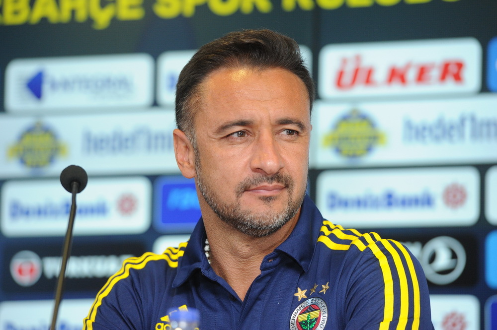 Αποζημιώνει τον Περέιρα η Φενέμπαχτσε