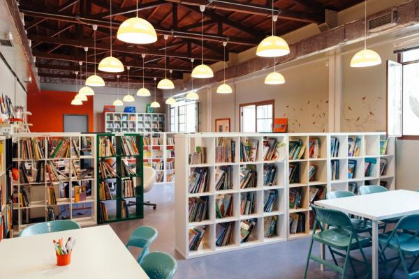 Και αυτό το καλοκαίρι τα παιδιά αγαπούν τις βιβλιοθήκες