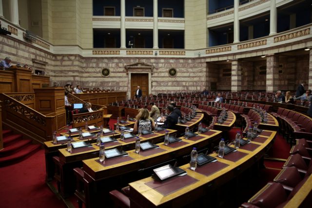 Το Σκοπιανό επισκίασε το Μεσοπρόθεσμο