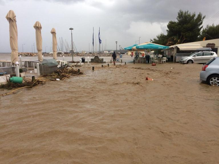 Προβλήματα από τη «Νεφέλη» – Βούλιαξε η Χαλκιδική