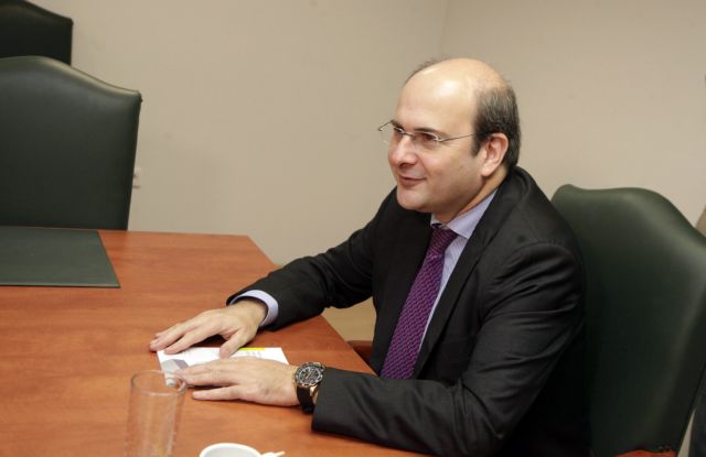 Χατζηδάκης: Είμαστε στο σκοτάδι για τη συμφωνία με ΠΓΔΜ