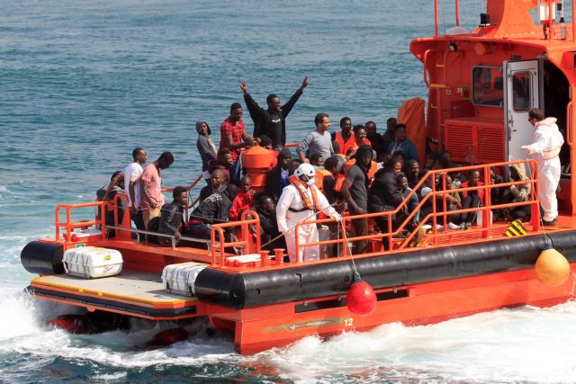 Ισπανία: 418 πρόσφυγες διασώθηκαν σήμερα στη θάλασσα με τρεις επιχειρήσεις