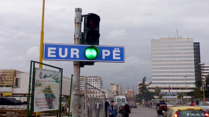 Τα Δυτικά Βαλκάνια και η ευρωπαϊκή προοπτική που αργεί