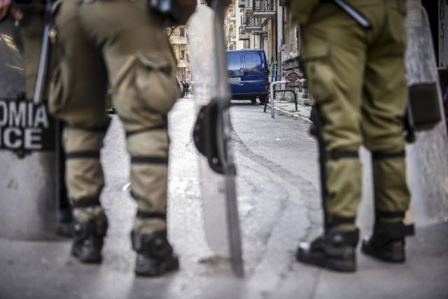 Έντεκα συλλήψεις μετά από επίθεση στα Εξάρχεια